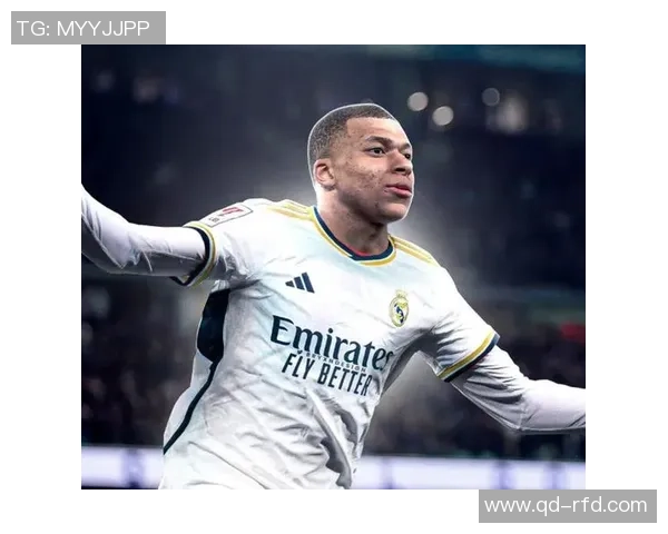 当代潮流足球球星的风采与时尚影响力解析