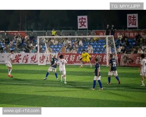 90到00年代足球传奇人物回顾 热血岁月见证辉煌时刻