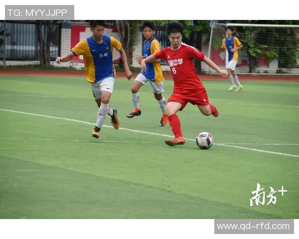 2018年世界知名足球巨星风采与绿茵赛场荣耀全景解析